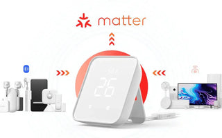 Smart home thermostat with Matter compatibility, displaying 26°C, connected to WiFi devices and smart home ecosystem