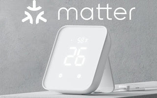 Smart home device displaying 26°C with Matter logo, ideal for home automation and smart living.